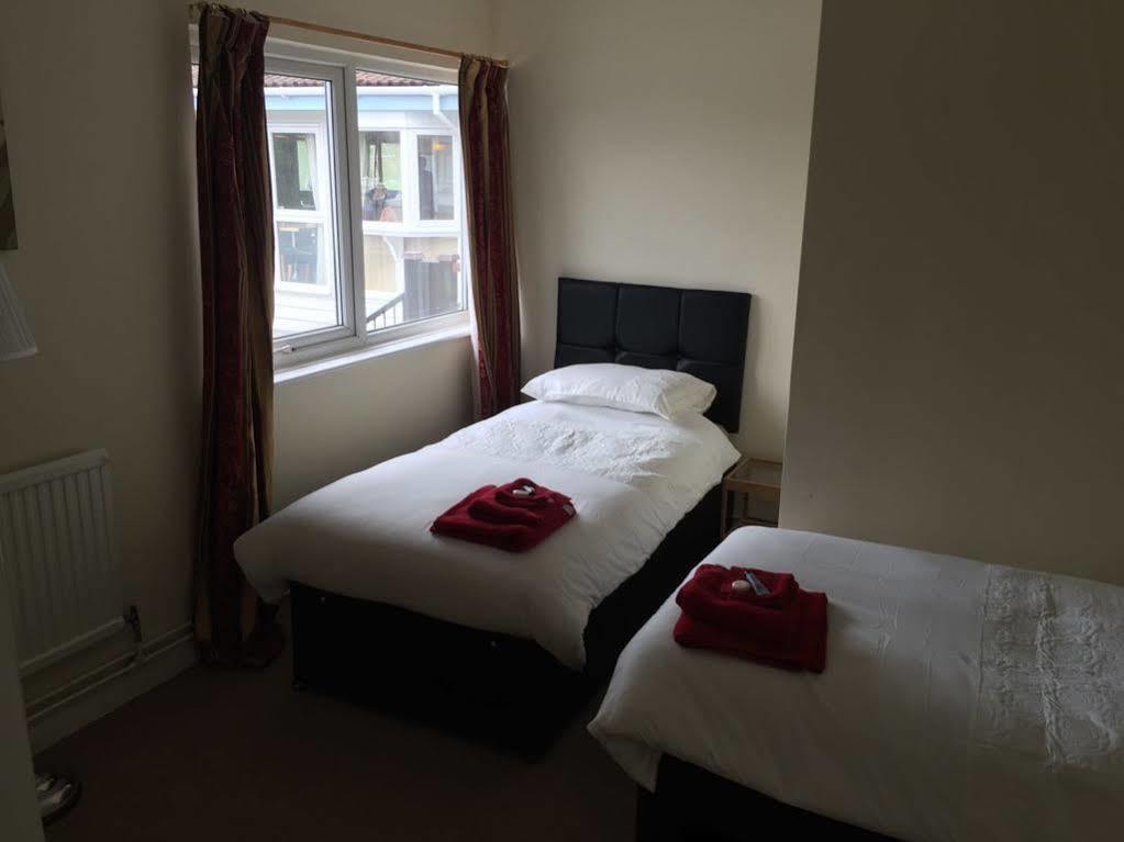 The Riverside Inn Saltford Luaran gambar