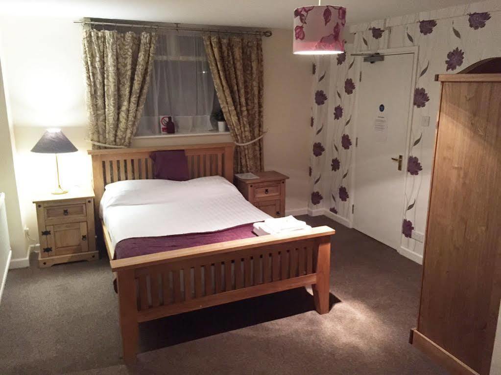 The Riverside Inn Saltford Luaran gambar